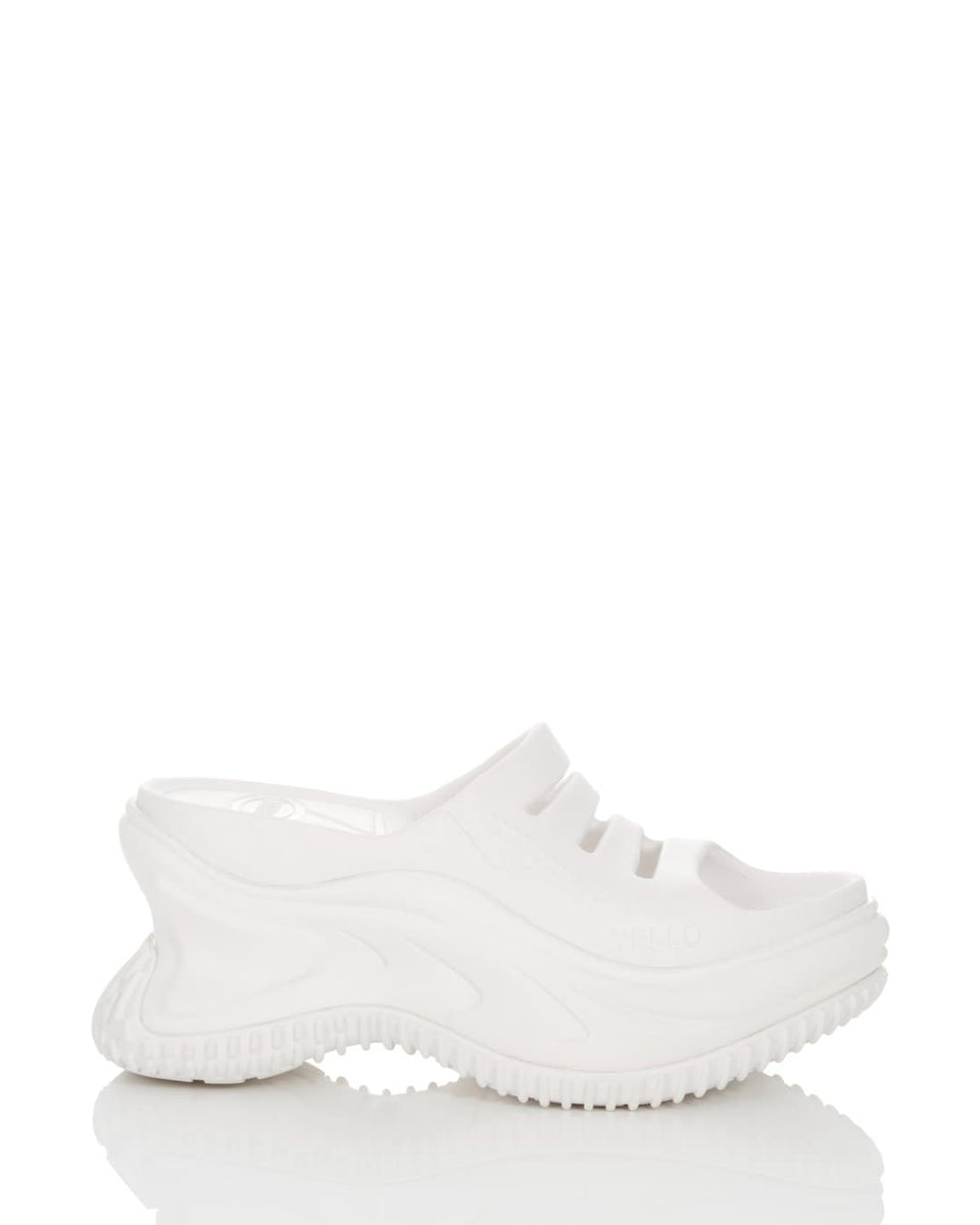 靴 YELLO TERRA PLATFORM SANDALS FROST PLATFORM SANDALS – YELLO