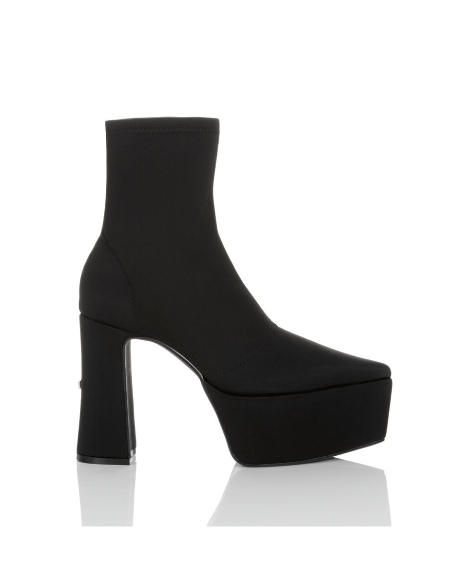 TOKYO BLACK CHUNKY HEEL SHORT BOOTS – YELLO