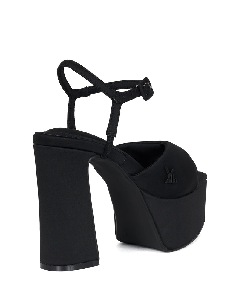 TOKYO BLACK CHUNKY HEEL SANDALS – YELLO