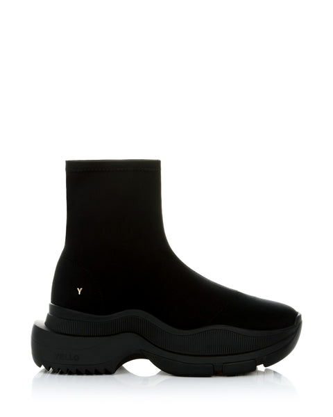 TOKYO BLACK SINGLE SNEAKER SHORT BOOTS